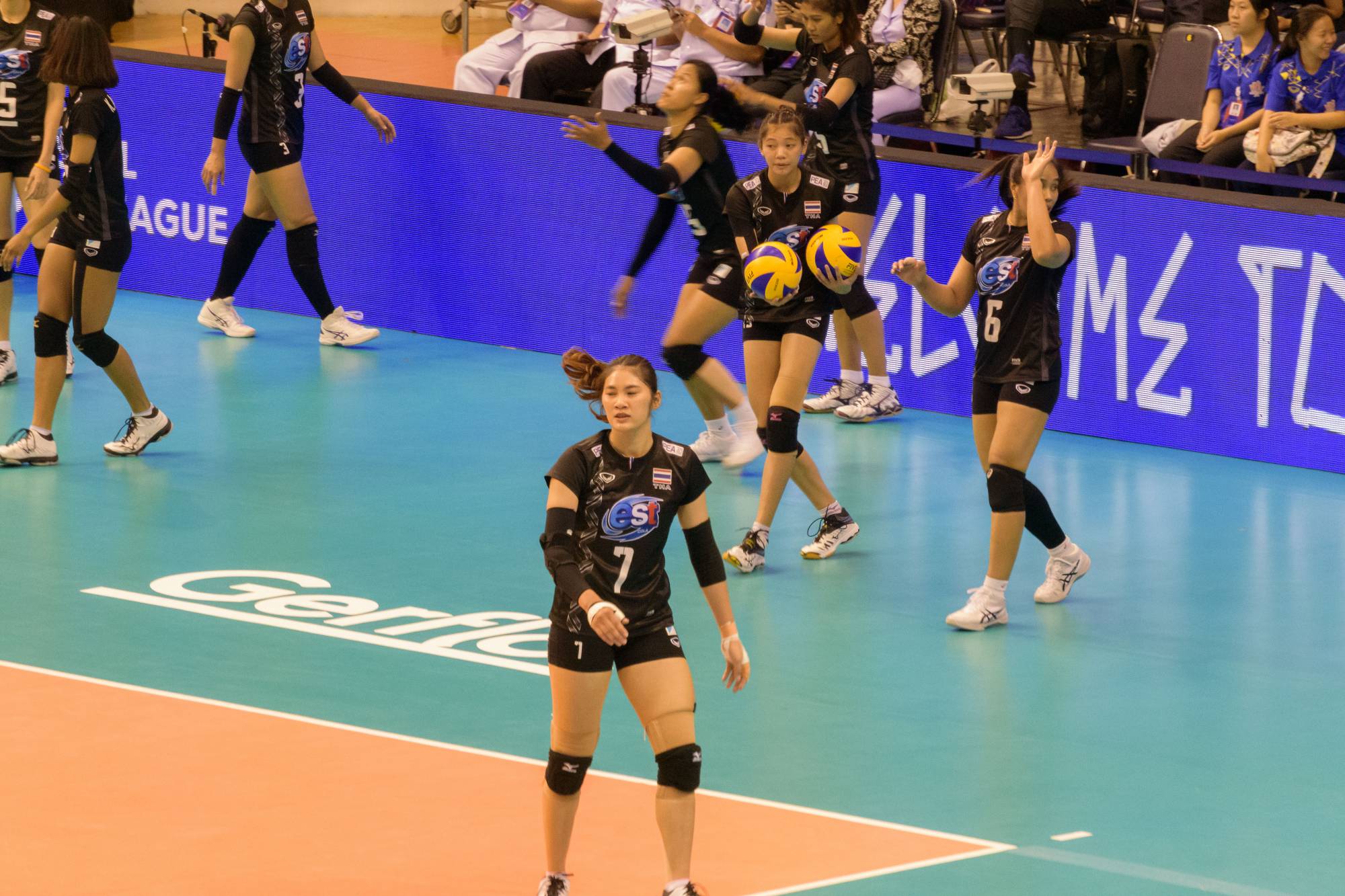 2018-06-05-korat-nakhonratchasima-vnl-volleyball-japan-turkey-korea-thailand-day1